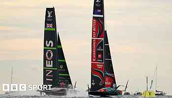 New Zealand extend lead to close in on America's Cup