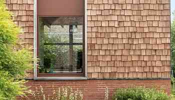 Van Laethem Architecten uses hempcrete for own garden studio in Belgium