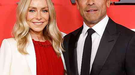  Kelly Ripa & Mark Consuelos' NSFW Confessions May Make You Blush 