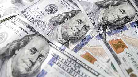 U.S. dollar closes sharply higher on Taipei forex market