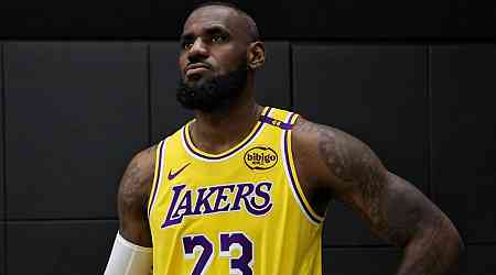 Sources: LeBron out of Lakers' preseason opener