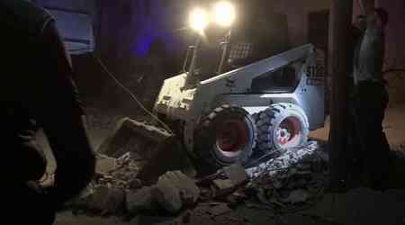 Israeli strike on Gaza mosque kills 19 as bombardment of Beirut intensifies