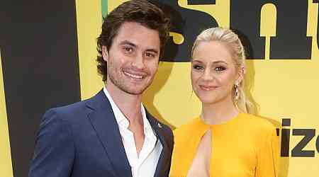 Kelsea Ballerini Gushes Over Boyfriend Chase Stokes