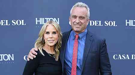 Cheryl Hines Tells Husband RFK Jr. Late Mother 'Was Very Proud of You'