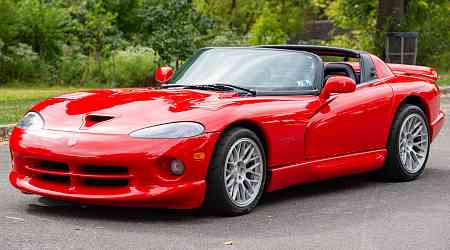 17k-Mile 1999 Dodge Viper RT/10