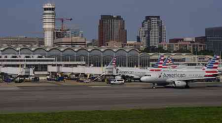 5 big airlines will share new long-haul flights to Reagan National Airport near Washington