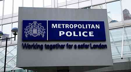 Met police officer sacked after being found guilty of stalking women