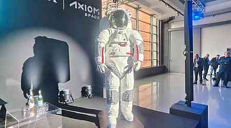 A 21st-century moon suit: Axiom Space's lunar spacesuit sports 4G comms, Prada looks and Oakley visors for Artemis astronauts