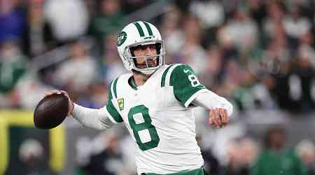 Aaron Rodgers' Hail Mary TD to Lazard for Jets Amazes LeBron James, Mahomes, NFL Fans