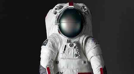 The Astronaut Wears Prada: Axiom Reveals the First Lunar Spacesuits Since Apollo