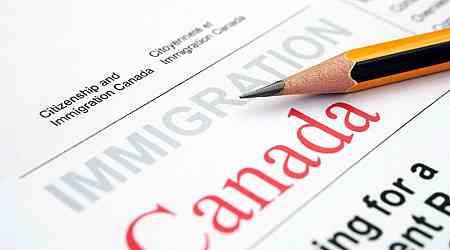 For first time in 25 years, majority of Canadians say there is too much immigration