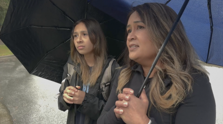 Family says Uber driver abandoned teenage girl in Metro Vancouver parking lot