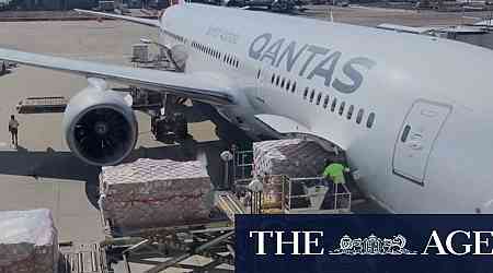 Qantas ordered to pay compensation to almost two thousand former employees