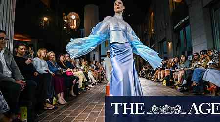 Melbourne Fashion Week becomes unlikely battleground for lord mayoral candidates