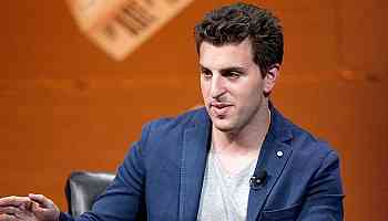 Brian Chesky breaks down what people get wrong about 'founder mode'