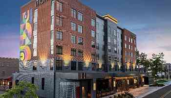 Motto by Hilton Bentonville Downtown Opens