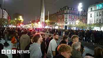 Hundreds gather at hoax Dublin Halloween parade