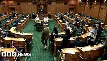 New Zealand MP disrupts parliament with haka protest