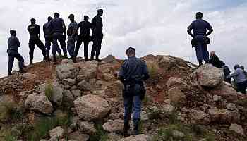 Police blockade on South African miners lifted