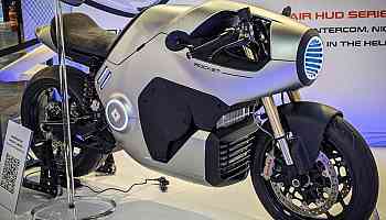 Electric EyeLight concept motorbike brings science fiction to life