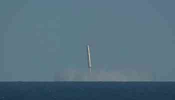 SpaceX Starship Successfully Completes Sixth Flight With a Banana Payload, Super Heavy Splashdown