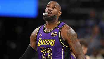  LeBron James announces social media hiatus: Lakers star cites 'negativity' online as reason for logging off 