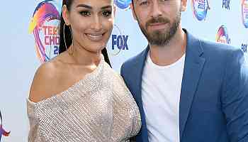  Artem Chigvintsev & Nikki Garcia Settle Divorce 2 Months After Breakup 