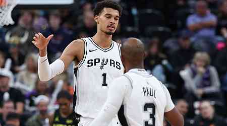 Wemby has 5x5 game in Spurs' win over Jazz