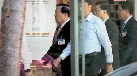 Treat SAR as your home, Xia tells business leaders