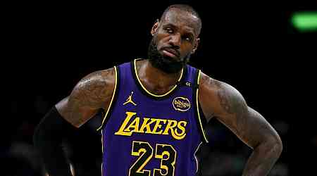  Lakers vs. 76ers odds, line, score prediction, time: 2024 NBA picks, Nov. 8 best bets by proven model 