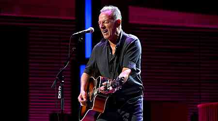 Bruce Springsteen Cracks Dirty Jokes, Offers a Prayer for America at Stand Up for Heroes