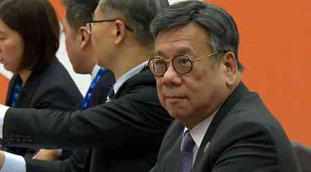 Algernon Yau seeks closer ties with Apec members