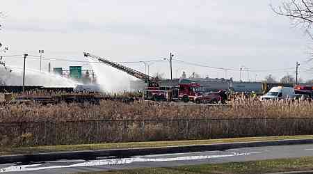 Train derailment and spill near Montreal leads to confinement order