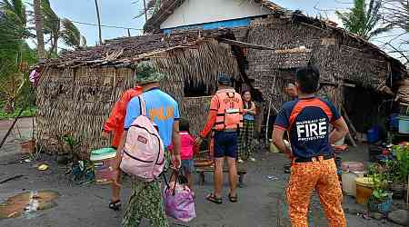 Highest alert level raised as Philippines braces for Super Typhoon Usagi