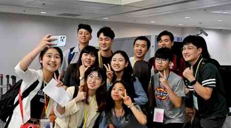 Government approves Chinese students' visit to Taiwan