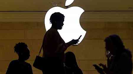 Apple Faces UK Class Action Over Data Storage Allegations