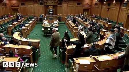 New Zealand MP disrupts parliament with haka protest