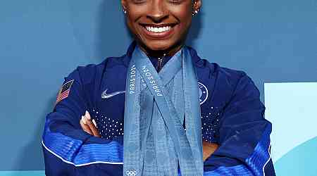  You'll Flip Over Simone Biles' Chic Hair Transformation 