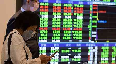 Taiwan shares close down 0.58%