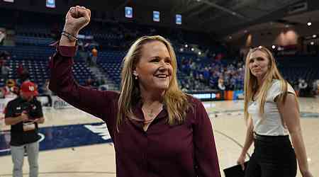 How Roberts' player-development skills will benefit young Los Angeles Sparks