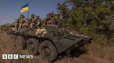 Ukraine in new mobilisation drive as Russia advances