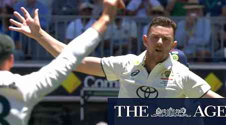 Kohli sent packing by Hazlewood