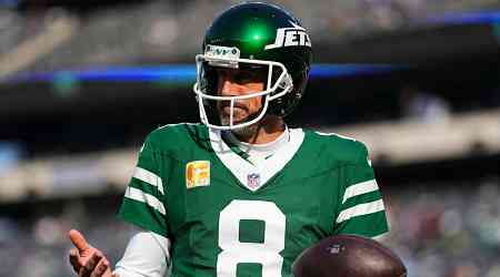 Aaron Rodgers Rumors: QB Plans to Play in 2025 NFL Season, Just Not for Jets