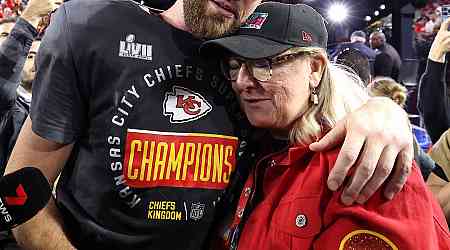  Donna Kelce's Holiday Touchdown Cameo Includes Travis Kelce Easter Egg 