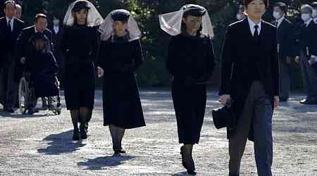 Princess Yuriko's funeral held at Tokyo cemetery