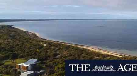 Search for two fisherman in South Australia