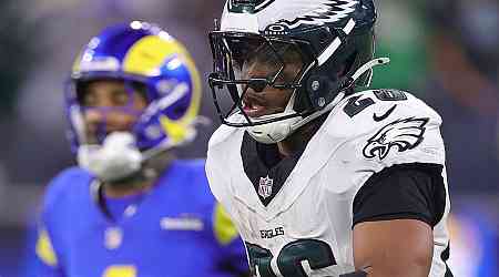 Barkley runs for Eagles-record 255 yards in win