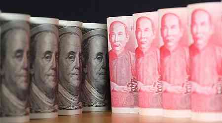 U.S. dollar closes higher on Taipei forex market