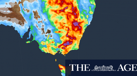 Thunderstorms, heavy rain forecast to hit Sydney after heatwave