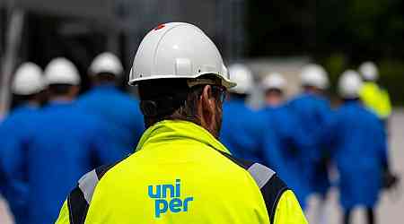 Uniper Raises Outlook for This Year After Settling Legal Cases